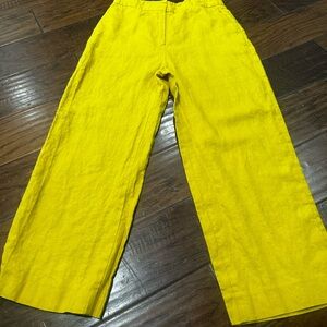 Zara Women’s Bright Yellow Chinos bright fun and funky